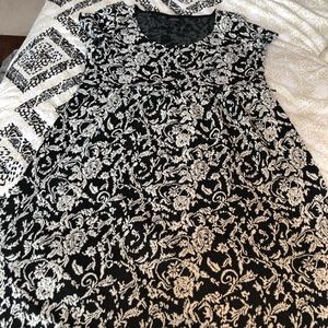 Floral maternity dress